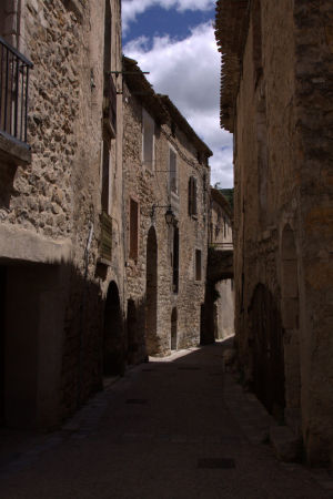 Saint Guilhem00033