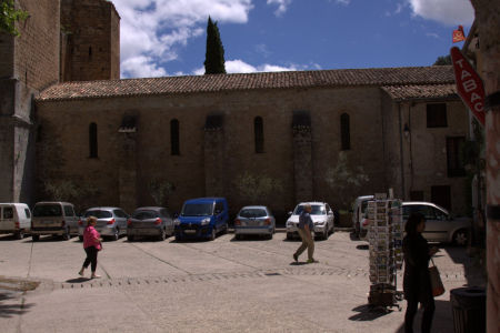 Saint Guilhem00051