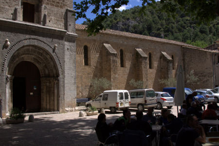 Saint Guilhem00122